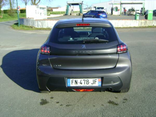 Peugeot 208 1.2 PURETECH 75 S&S BVM5 LIKE 208 – Image 3