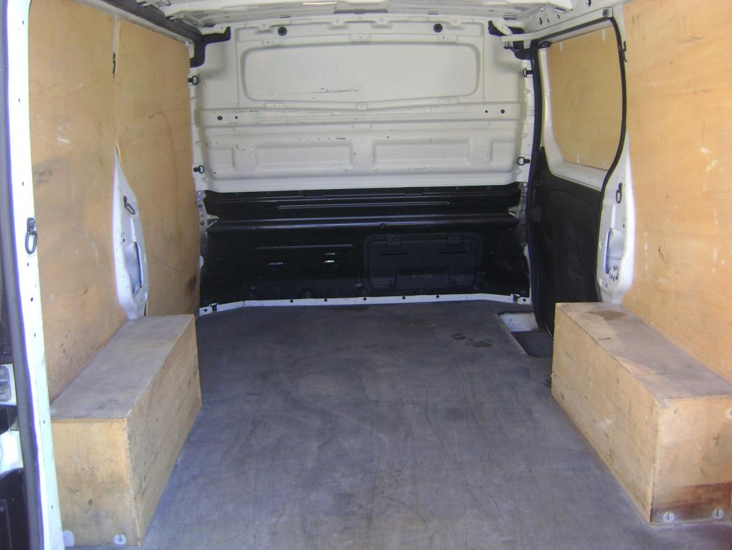 Renault Trafic 1.6 DCI 120CV Trafic – Image 4
