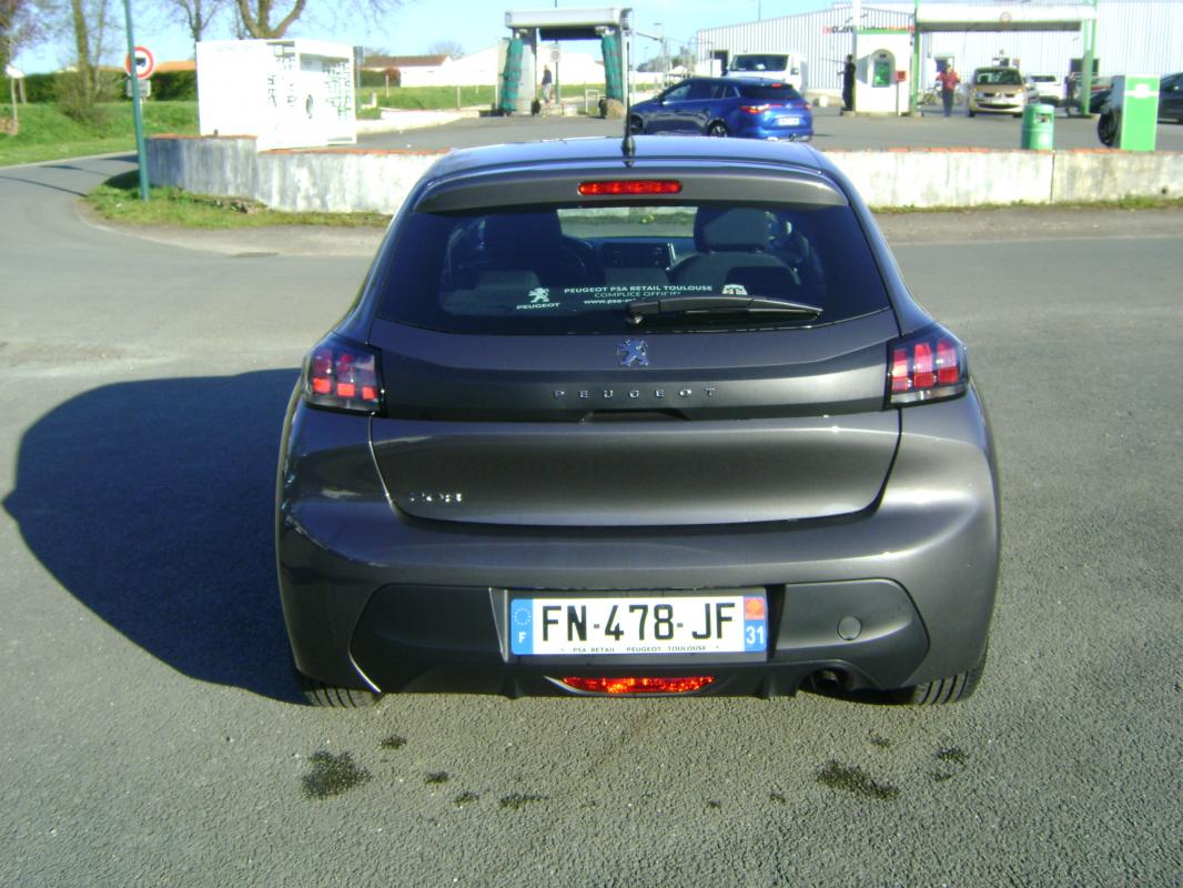 Peugeot 208 1.2 PURETECH 75 S&S BVM5 LIKE 208 – Image 3