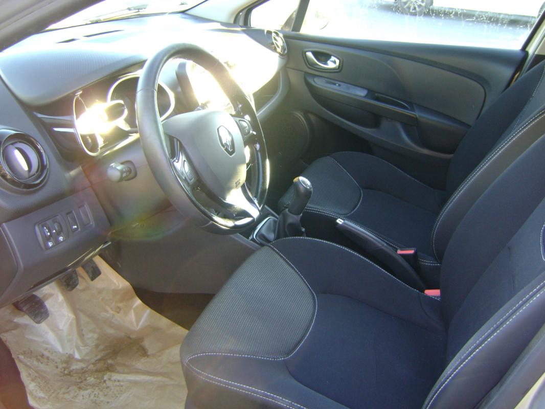 Renault Clio 1.5 DCI 75 CV Clio – Image 4