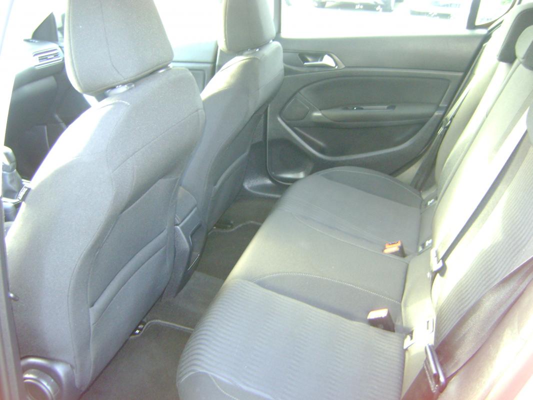 Peugeot 308 1.6 HDI 100CV 308 – Image 5
