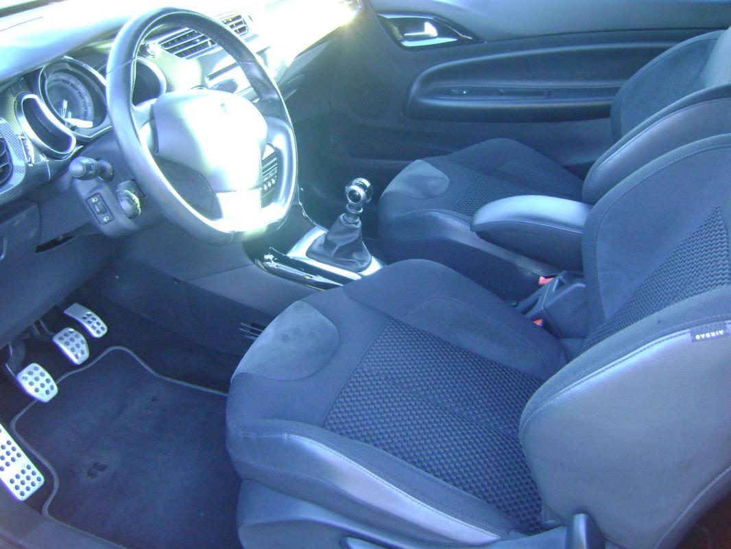 Citroën DS3 Cabrio 1.6 VTI 156 CV SPORT CHIC DS3 Cabrio – Image 4