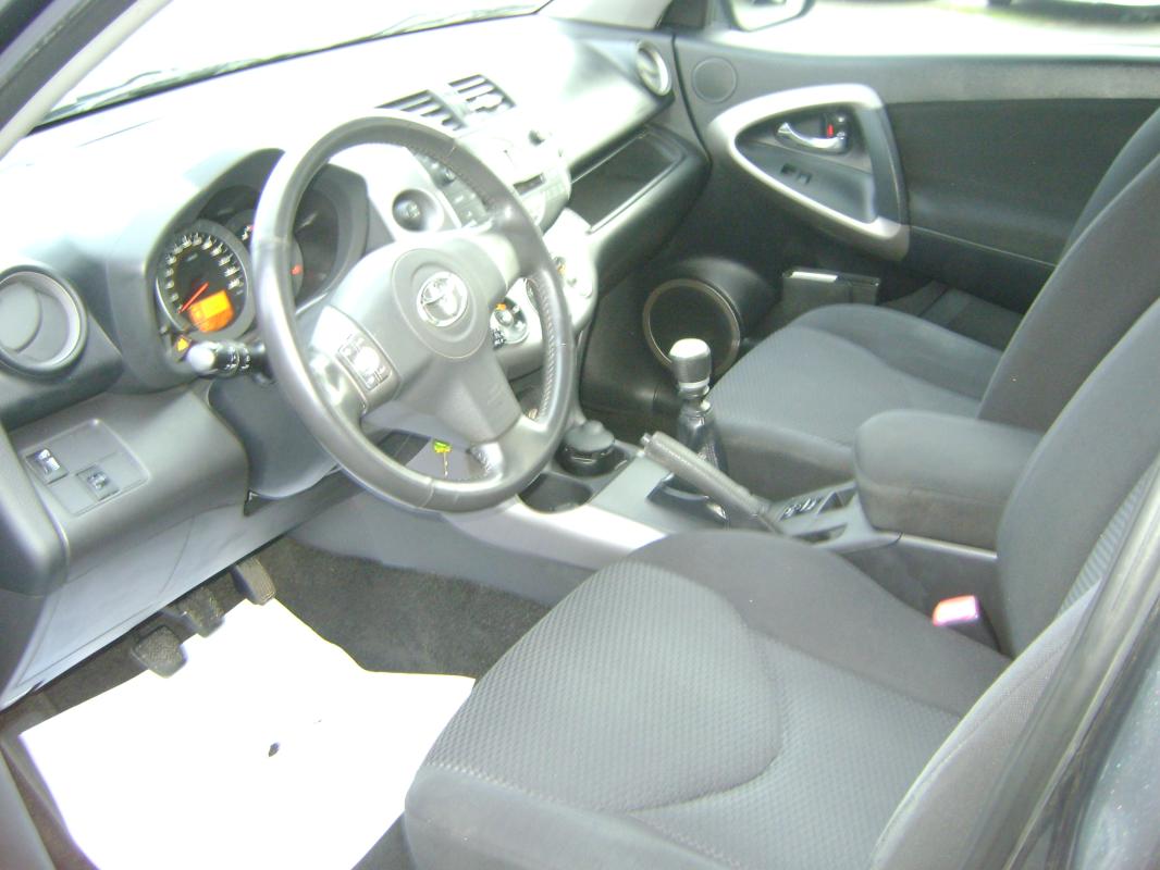 Toyota RAV4 2.2 D-4D 136CV RAV4 – Image 4